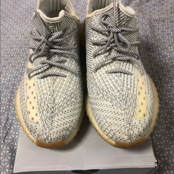 adidas yeezy 350 v2 yeshaya